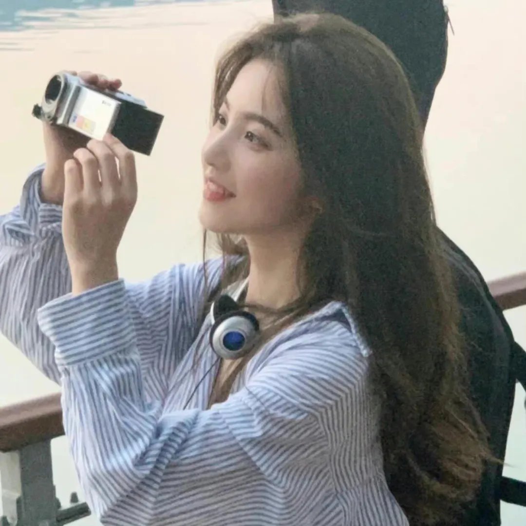 签到成圣发现老婆竟是魔教女帝